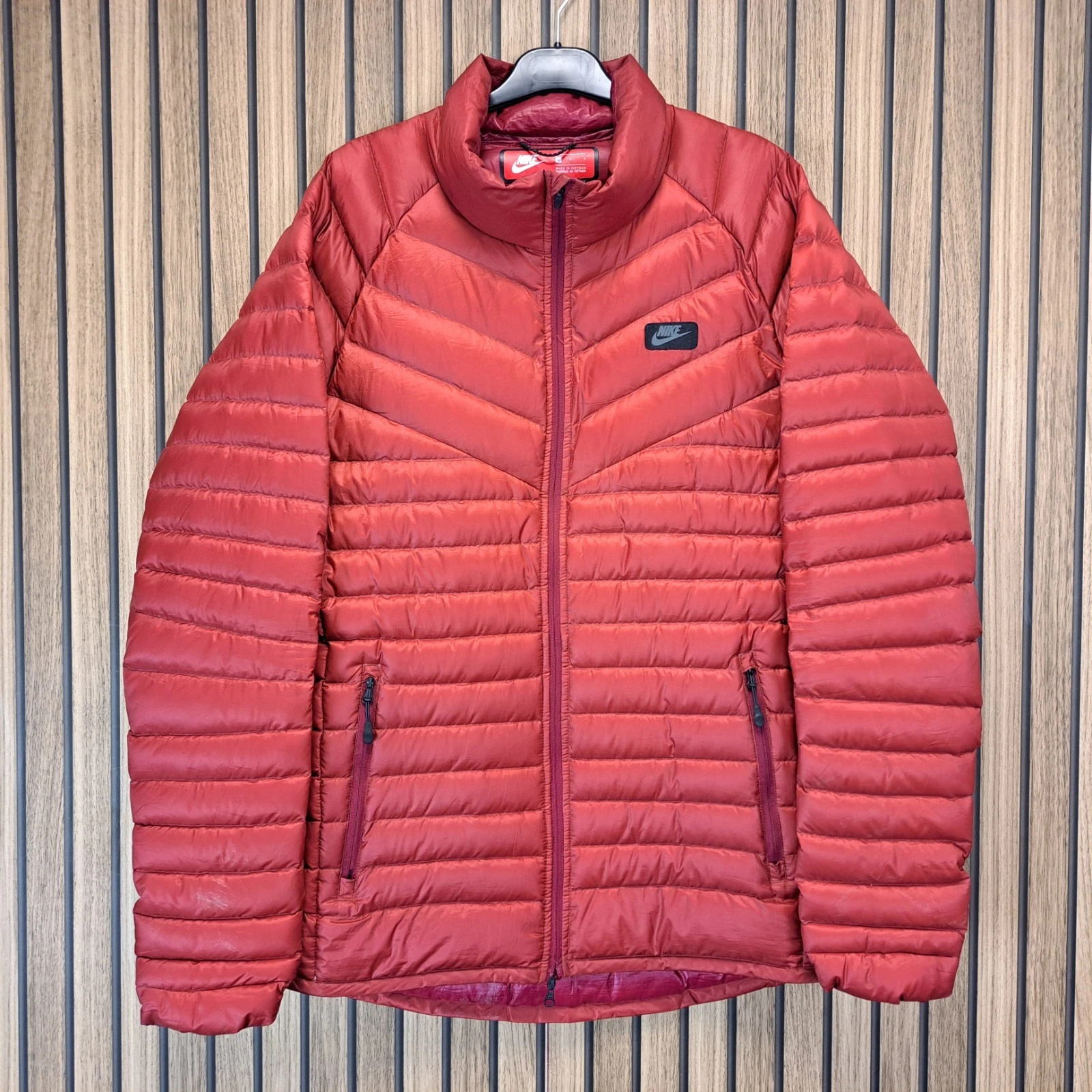 Nike Padded Down Fill Jacket Mens Large Red Packable Full Zip 943369-674