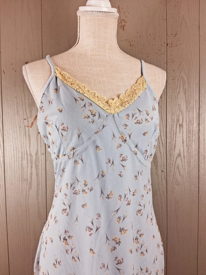 Vestido Vintage Y2K Rue21 Extra Grande Azul Babydoll Floral Femenino Hadas Cabaña Foto 2 de 4