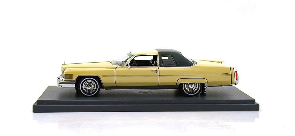 1/43 Cadillac Coupe De Ville 1976 biege NEO 44416 no Spark Minichamps TSM - Bild 4 von 4