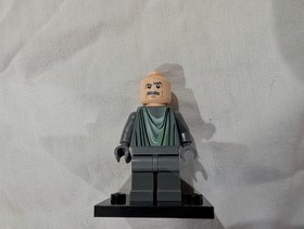 LEGO Harry Potter 2004 Mauraders Map Statue Torso Minifigure