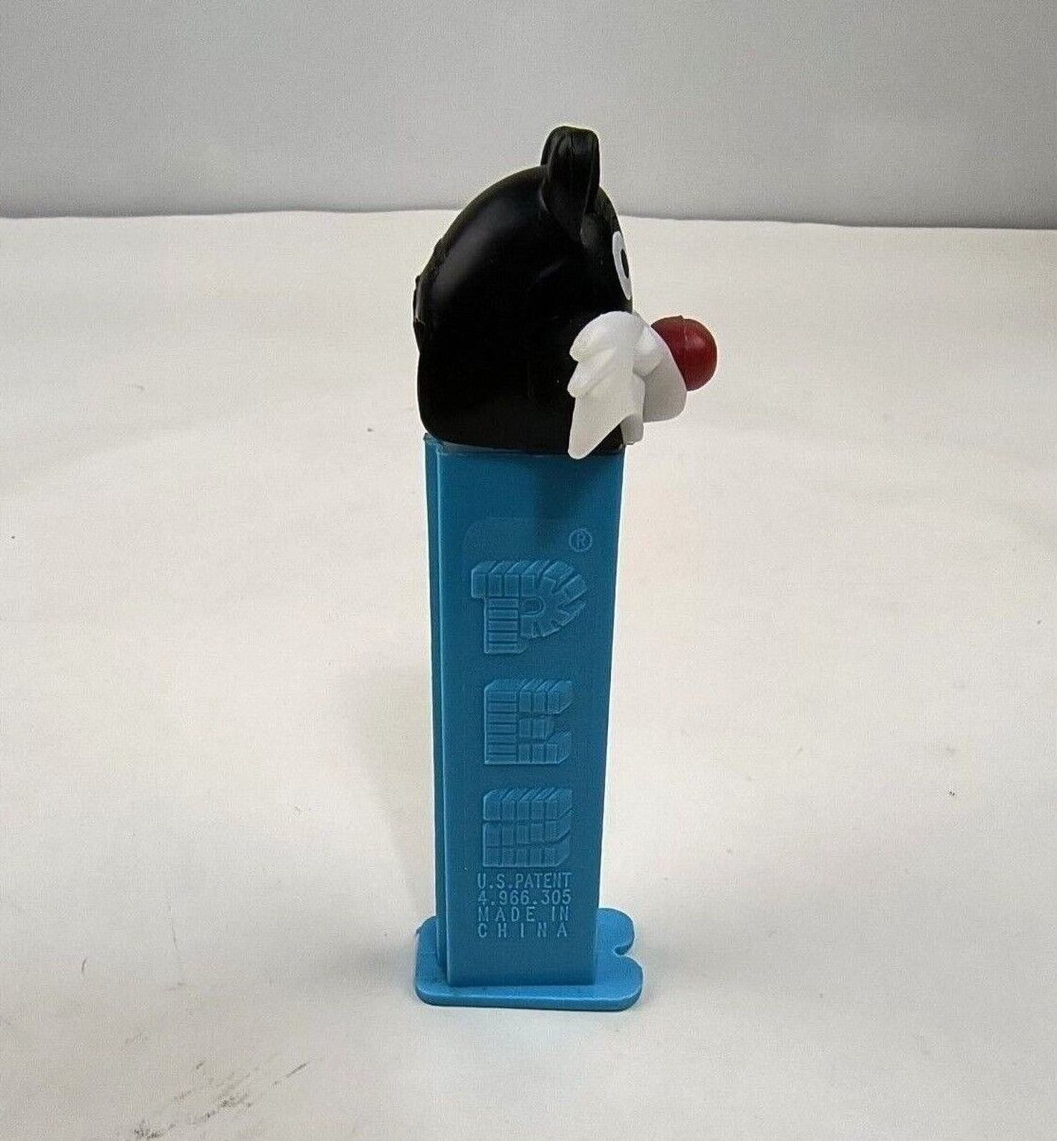Pez Looney Tunes Sylvester the Cat Pez Dispenser Warner Bros 1978 China