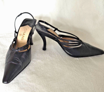 Chanel Vintage Black Leather shoes with a Unique Heel, new elastic