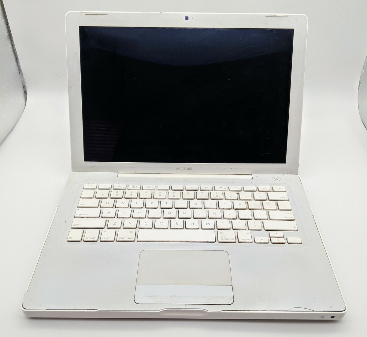 MacBook Ａ1181 2007 late (白色) ¥5000 Apple MacBook A1181 2007 Laptop 13.3” White Laptop NO HDD BATTERY