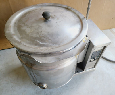 Cleveland KET-10T 10 Gal Steam Soup Kettle Tilt Jacketed 240v/3ph AA1