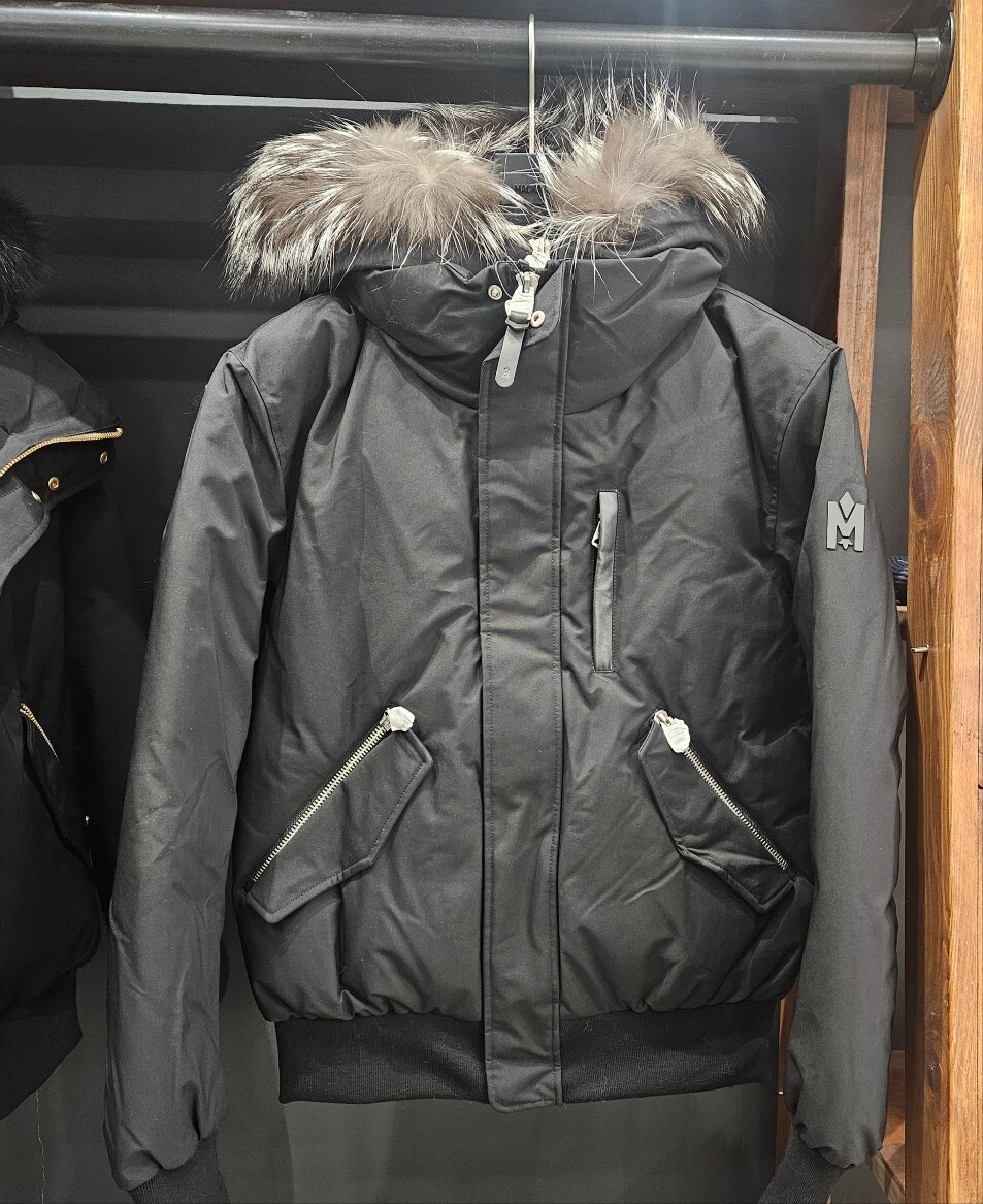 [MACKAGE]★Dixon 2-in1 Nordic Tech Down bomber★Black-Silver Dixon, 2-in-1 Nordic Tech down bomber with silver fox fur