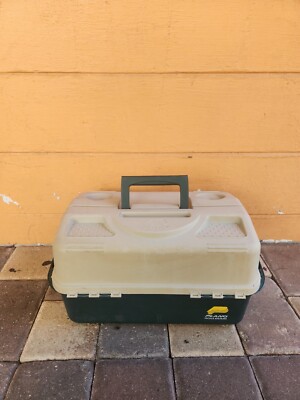 Vintage Plano 8600 Fishing Tackle Box Locking Handle Tray