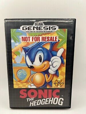 Sonic 2 Sega Genesis video game CIB nice condition