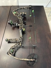 Mathews Heli-M 28/70 RH Bow