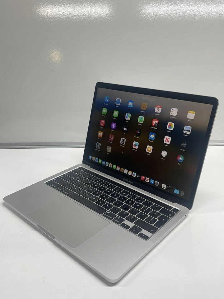 Apple MacBook Pro 13" (2020) A2251 i5-8th , 8GB RAM, 256GB SSD Touchbar Laptop - Image 3 of 4