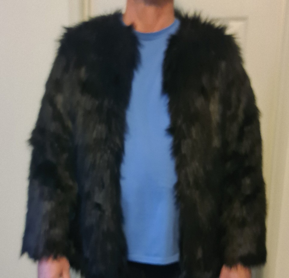 Beautiful classy  faux fur jacket black sz L 