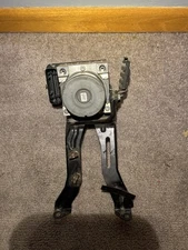 2017-2021 Subaru Impreza ABS Anti-Lock Brake Pump Assembly OEM With Bracket