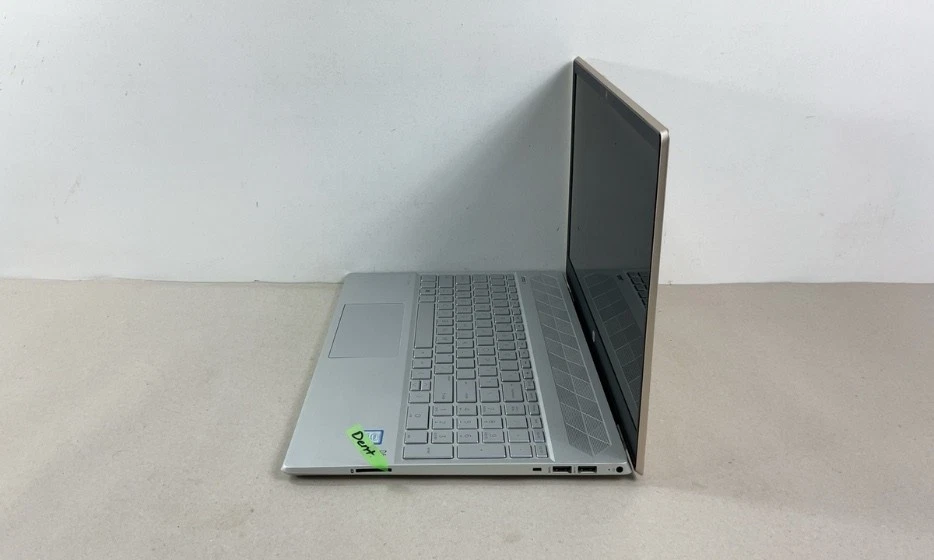 HP PAVILION 15-CS0051WM | INTEL CORE I5-8250U 1,60 ГГц | 256 ГБ | 8 ГБ | БЕЗ ОС - Изображение 3 из 4