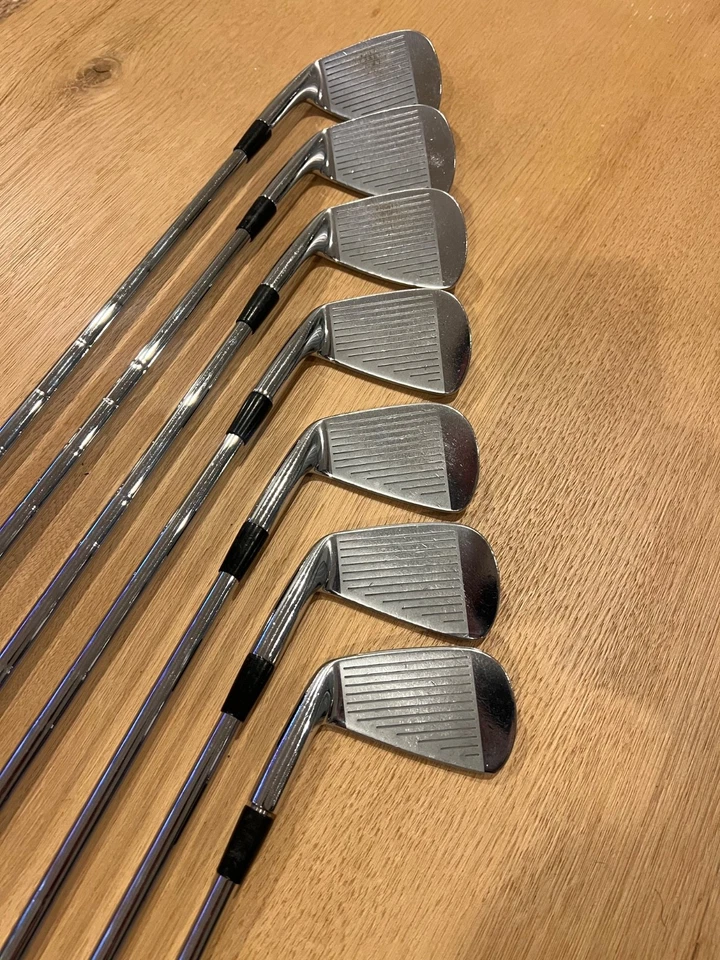 Hierros MIZUNO MP5 - (7 piezas) 4,5,6,7,8,9,pw (eje KBS TOUR 130X + Tour Velvet)  Foto 4 de 4