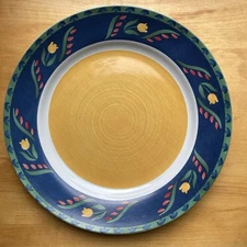 Tuscan Tulips Signature Dinnerware Set, Service for 5