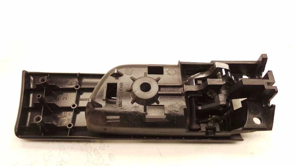 Lexus Es300 2003 manija de puerta interior trasera lado del pasajero  Foto 4 de 4