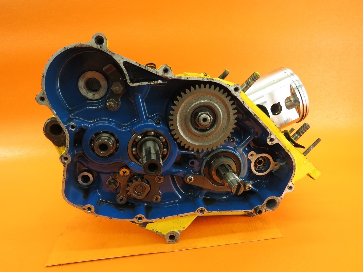 1987 - 1990 Suzuki Lt500r Quadzilla Oem Motor Engine Bottom End Crank Cases 1987 - 1990 Suzuki Lt500r Quadzilla Oem Motor Engine Bottom End Crank Cases