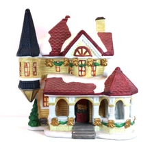 Lighted Christmas Village Victorian B&B porcelain 8.5” MINT