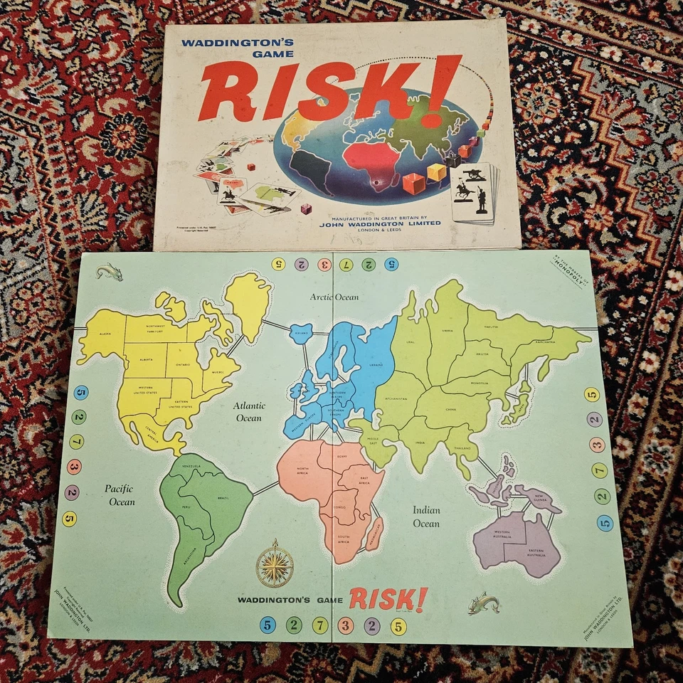 Vintage Original Risk Board Game John Waddington 1960s, White Box Edition - GT46 - Image 3 of 4