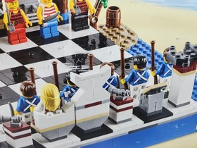 2015 Lego 40158 Pirates Chess Set