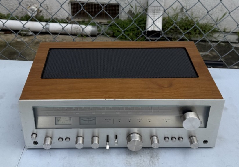 REALISTIC STA-960 VINTAGE RECEIVER excellent condition