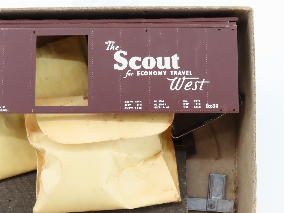 Santa Rust Kit HO Scale Athearn Kit A104 ATSF Santa Fe Scout Single Door Box Car ...