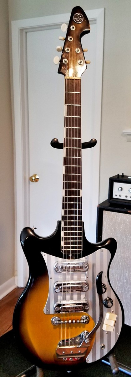 Vintage Teisco MJ-3L 1965 - very nice, clean - wood case