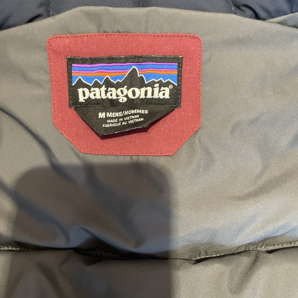 Men’s Patagonia Bivy Puffer Best EUC Medium - Image 3 of 4