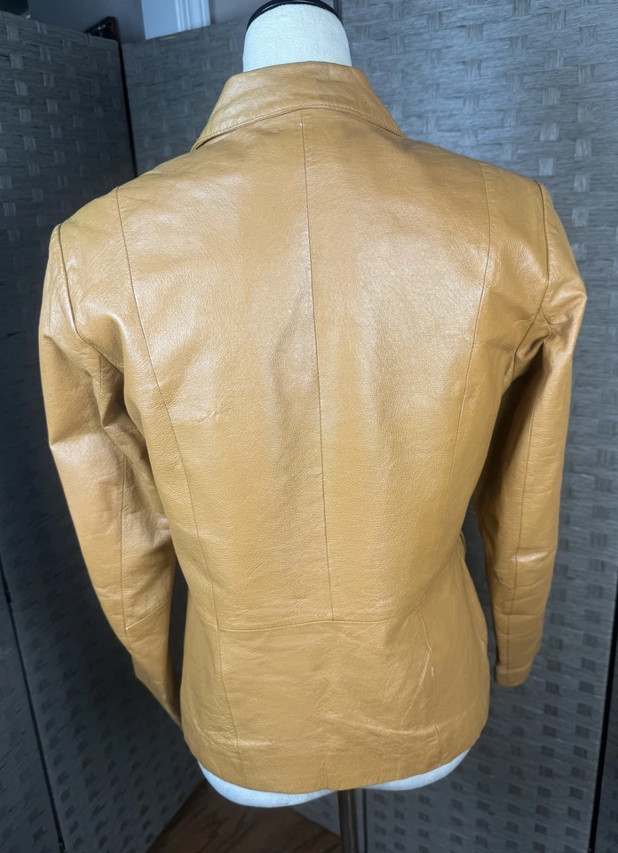 Bagatelle Blazer 女式 6 皮革夹克经典双纽扣内衬口袋 — 第 2/4 张图片