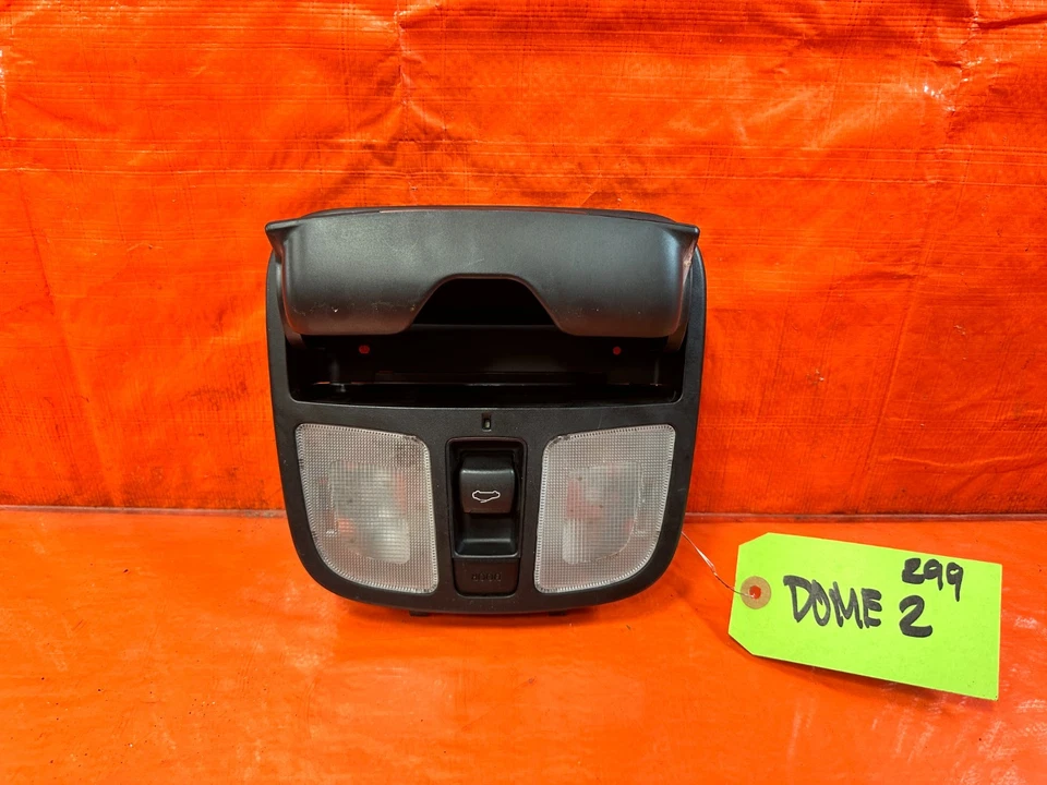 13-16 HYUNDAI GENESIS CUPÉ - MODELO DOMO LUZ SIN TECHO CORREDIZO - FABRICANTE DE EQUIPOS ORIGINALES OE #299 Foto 4 de 4