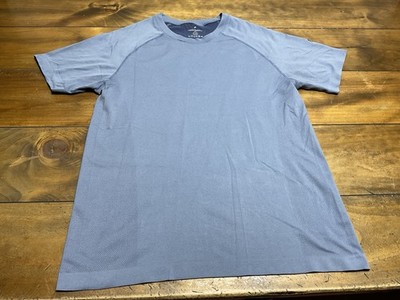 Fabletics Shirt Mens Medium The Training Day Tee Perforated Stretch Gym Active