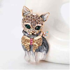 Colorful Cat Metal Brooch Exquisite Animal-Shaped Pin Clothing Accessories