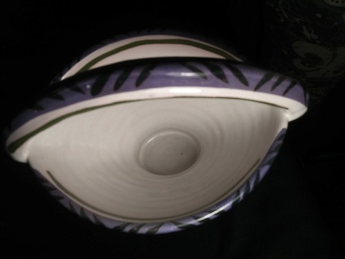 Oval Shaped Handmade Art Pottery Handled Basket signed 8" x 7.5" - - Picture 6 of 9