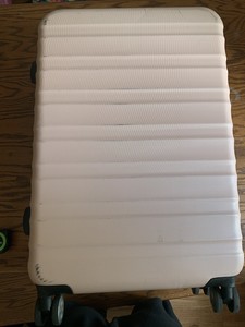 amazonbasics hardside spinner luggage