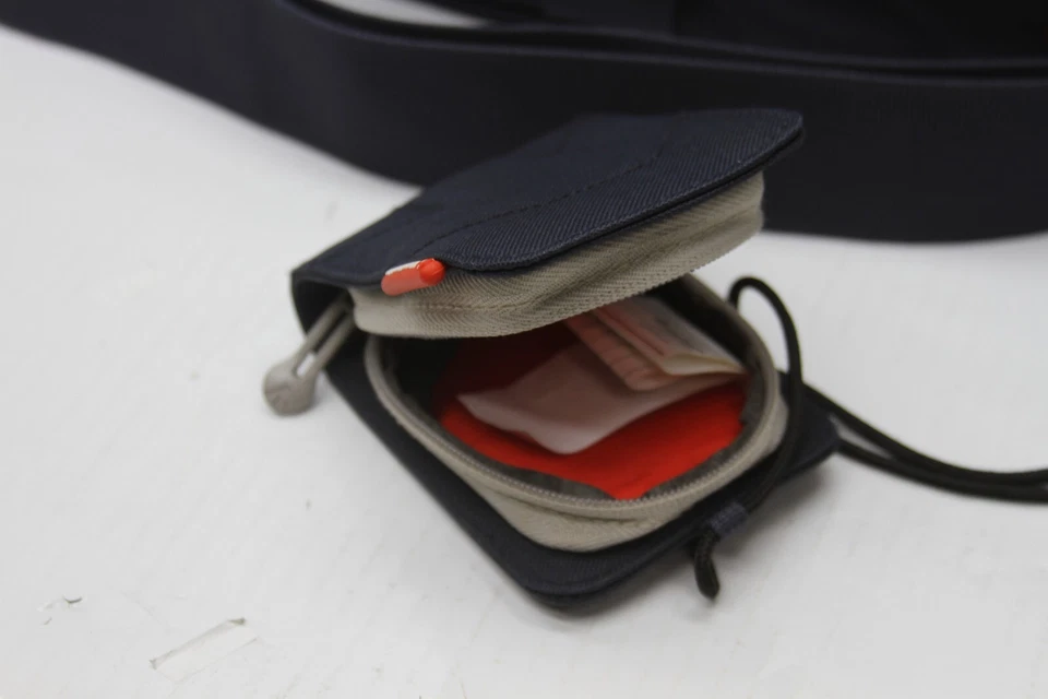 Manfrotto MB SV-MWM-15BI Allegra 15 Bolsa para Cámara Mensajero con Bolsa AZUL Foto 4 de 4