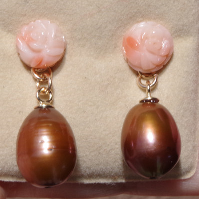 WUNDERSCHÖNE 14K ENGELSHAUT ROSE KORALLE MIT 10 MM BRAUNEN PERLEN OHRHÄNGER JACKEN 