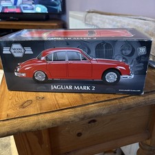 JAGUAR Mk II 3.8 Litre Saloon 1:18 Diecast Model MODEL ICONS LIMITED EDITION