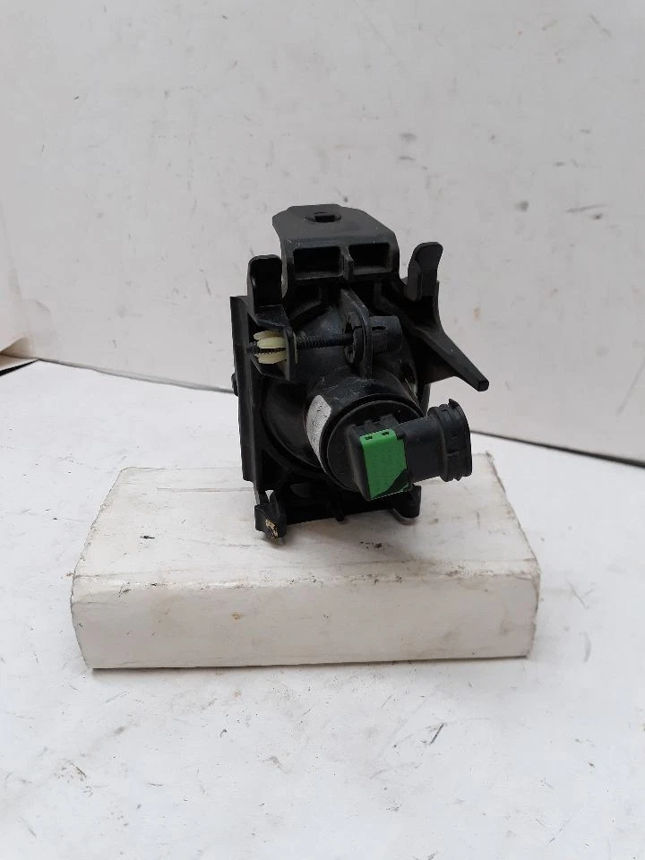 Corner/Park Light Fog-driving Without Bezel Fits 09-19 FLEX 81945 - Image 4 of 4