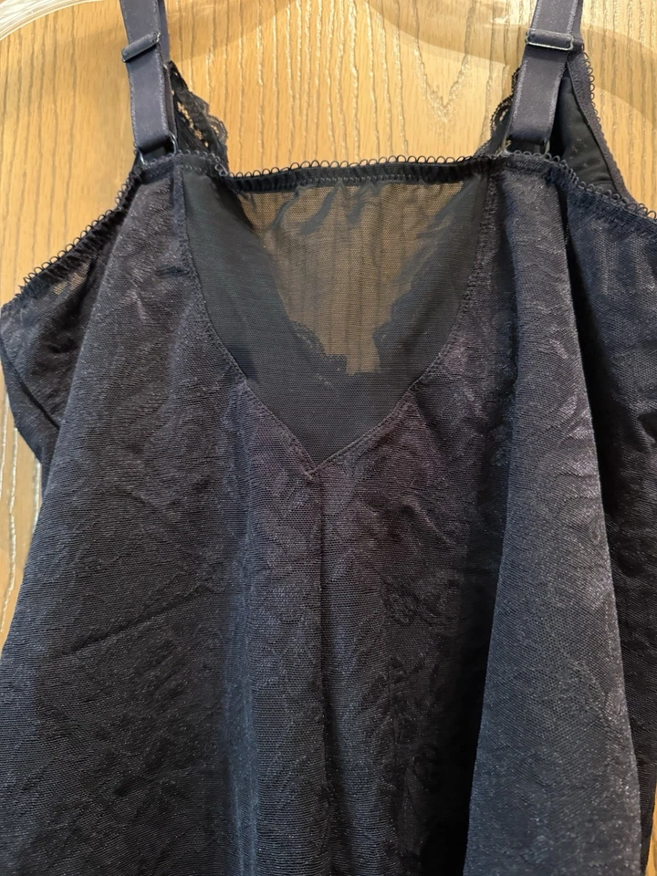 Modelador de encaje negro inalámbrico para mujer con cierre de gancho y ojo, 3x Foto 3 de 4