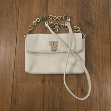 Cartera Bandolera Calvin Klein Cuero Guijarro Marfil Cadena Dorada