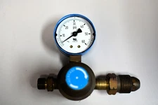 Goss EP-70G High Pressure Propane Regulator, LP CGA510 with Gauge B Hose