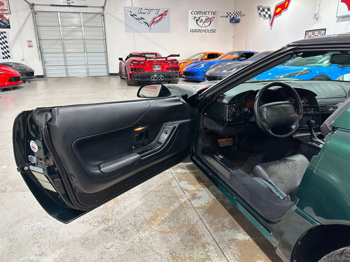 1994 [000] Dark Green Gray Metallic Chevrolet Corvette   | C4 Corvette Photo 9