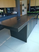 Ex-Display German Hacker Kitchen in Black Star & Elegant Oak c/w Quartz Worktops
