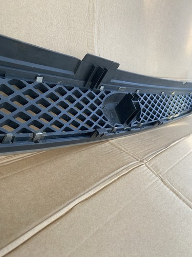 FORD FIESTA MK6 FRONT CHROME GRILL GHIA VGC GENUINE FORD PART - Picture 9 of 10