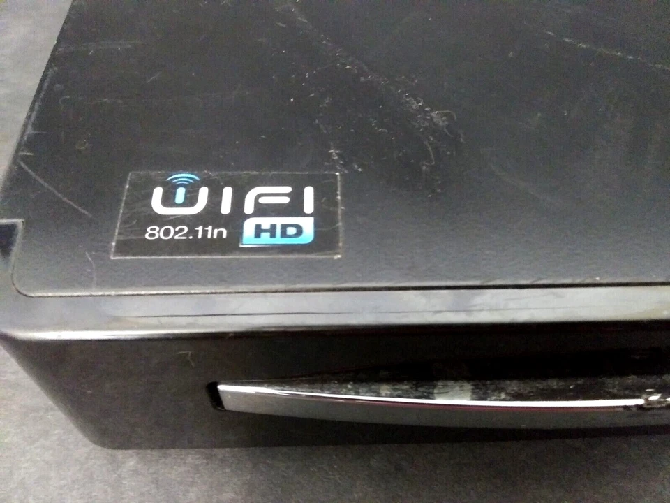 Reproductor de Blu Ray y DVD VIZIO VBR122 con WiFi con cables Ethernet HDMI sin control remoto Foto 4 de 4