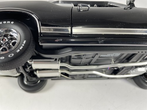 Exact Details Replica 1971 Oldsmobile Cutlass Supreme SX 1/18 Low # READ - Picture 19 of 23