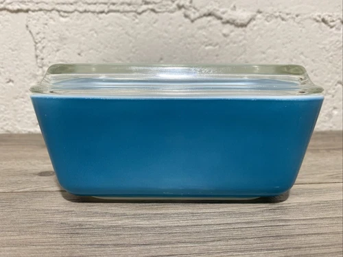 Vintage Pyrex Turquoise Refrigerator Dish W/ Lid 1.5 PINT 502-C USA