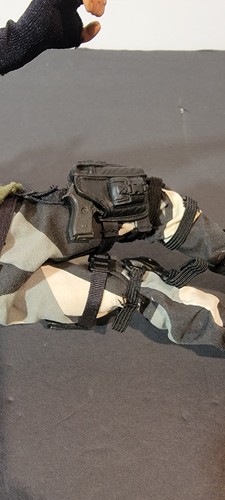 Vintage G.I. Joe 1990s 1/6 Scale Swat Tactical 12" Action Figure Accessories - Picture 5 of 9
