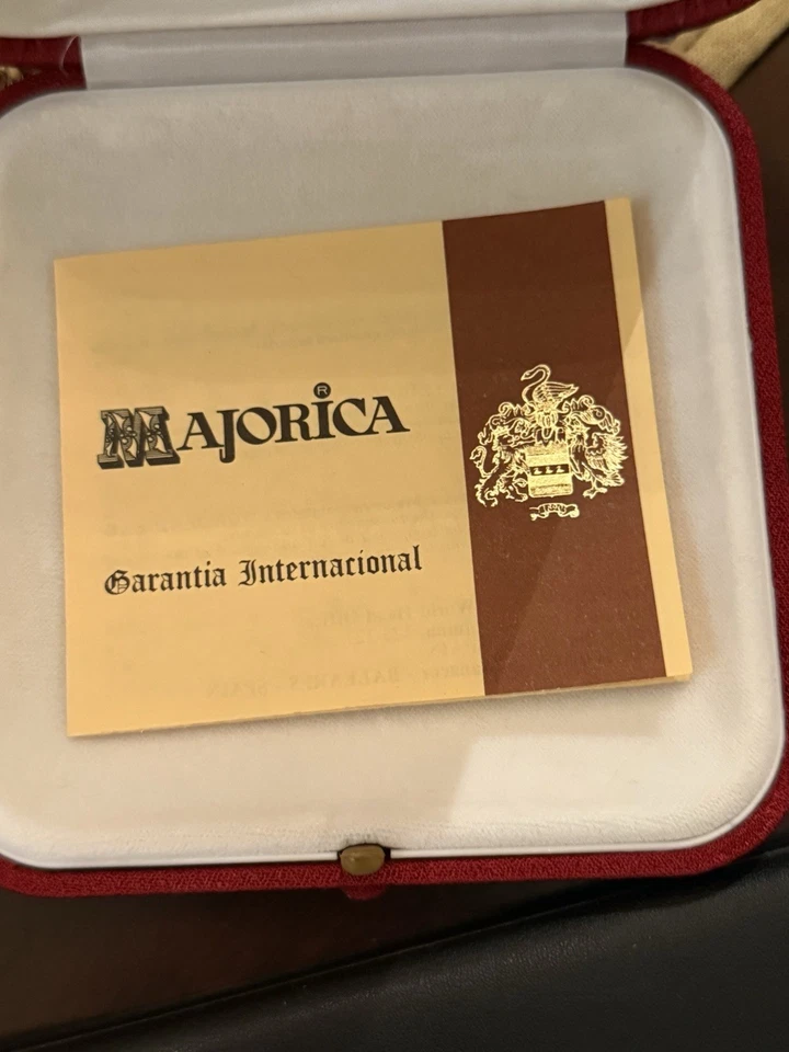 Majorica Pearl Necklace 12mm Beads Gold Clasp w/ Box & Papers Spain - Image 4 of 4