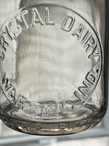 Crystal Dairy One Pint Liquid Warsaw, Indiana Clear Glass Embossed Print - Picture 2 of 10