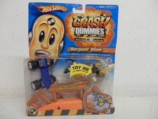 2004 MATTEL - HOT WHEELS - INCREDIBLE CRASH DUMMIES - SERPANT SLAM - NEW 45